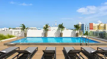 Upsun Hotel & Social Club