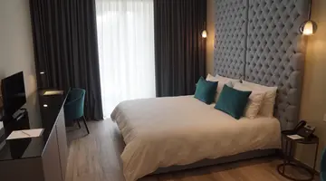 Urban Valley Resort and Spa