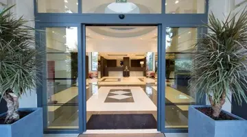 Urban Valley Resort and Spa