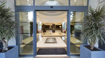 Urban Valley Resort and Spa