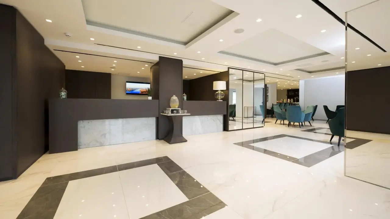 Urban Valley Resort & Spa