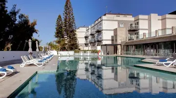 URBAN VALLEY RESORT & SPA