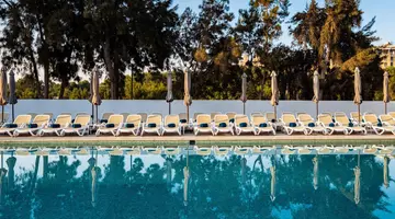 Urban Valley Resort & Spa