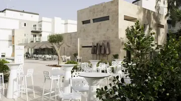 Urban Valley Resort & Spa