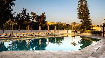 Urban Valley Resort & Spa