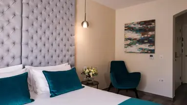URBAN VALLEY RESORT & SPA