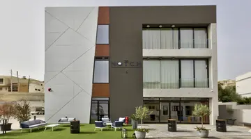 Urban Valley Resort & Spa