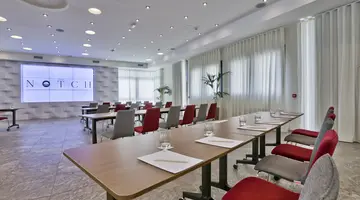 Urban Valley Resort & Spa