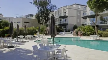 Urban Valley Resort & Spa