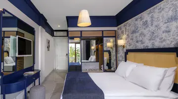 UTOPIA BEACH CLUB