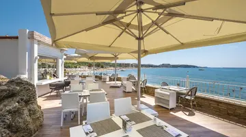 UTOPIA BEACH CLUB