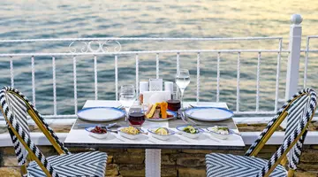 UTOPIA BEACH CLUB