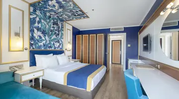 UTOPIA BEACH CLUB
