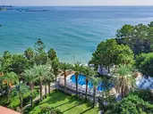 UTOPIA BEACH CLUB