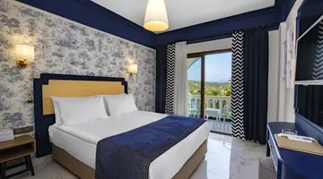 UTOPIA BEACH CLUB