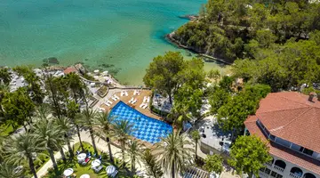 UTOPIA BEACH CLUB