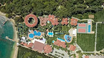 Utopia Resort And Residence
