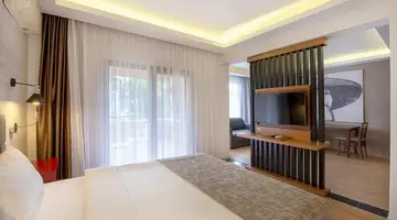 Utopia Resort And Residence