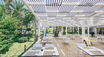 Utopia Resort And Residence