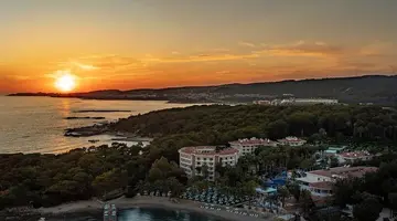 Utopia Resort And Residence