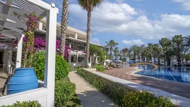 UTOPIA RESORT & RESIDENCE