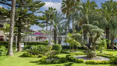 UTOPIA RESORT & RESIDENCE