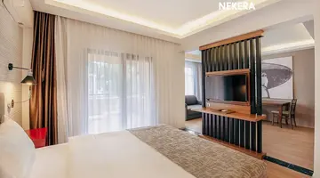 UTOPIA RESORT & RESIDENCE