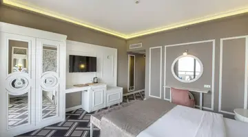 UTOPIA RESORT & RESIDENCE