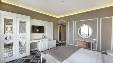 UTOPIA RESORT & RESIDENCE