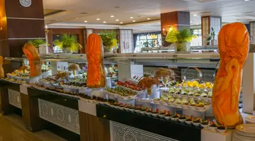 UTOPIA WORLD DE LUXE HOTEL