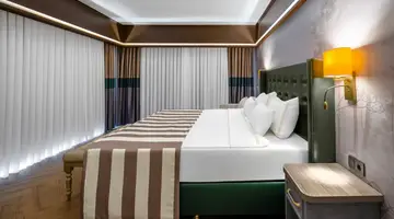 UTOPIA WORLD DE LUXE HOTEL