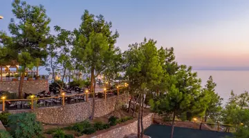 UTOPIA WORLD DE LUXE HOTEL