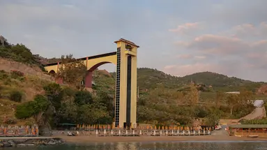 UTOPIA WORLD DE LUXE HOTEL