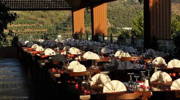 UTOPIA WORLD DE LUXE HOTEL