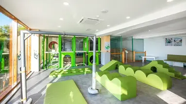 UTOPIA WORLD DE LUXE HOTEL