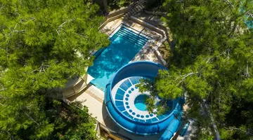 UTOPIA WORLD DE LUXE HOTEL