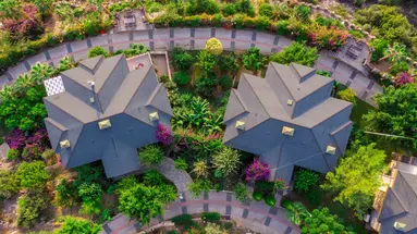 UTOPIA WORLD DE LUXE HOTEL