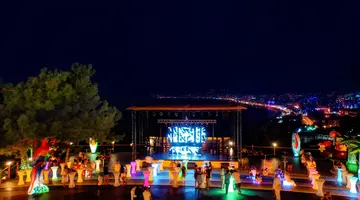 UTOPIA WORLD DE LUXE HOTEL