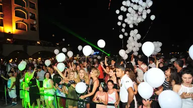 UTOPIA WORLD DE LUXE HOTEL