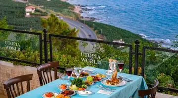 UTOPIA WORLD DE LUXE HOTEL