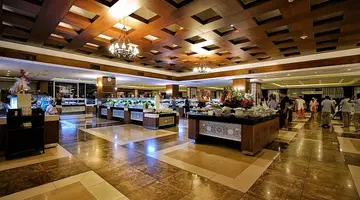 UTOPIA WORLD DE LUXE HOTEL