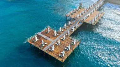UTOPIA WORLD DE LUXE HOTEL