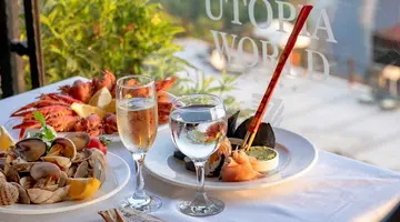 UTOPIA WORLD DE LUXE HOTEL