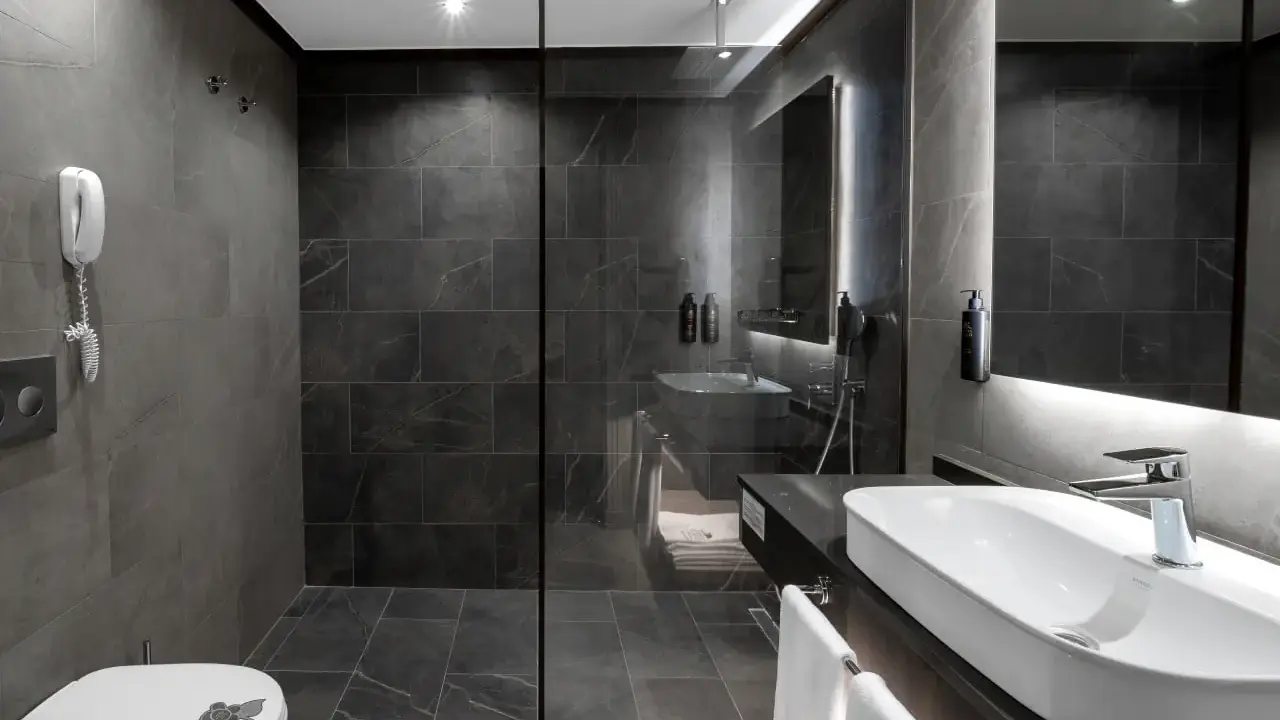 UTOPIA WORLD DE LUXE HOTEL