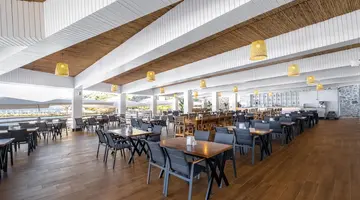 Utopia World Hotel