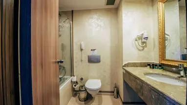 Utopia World Hotel