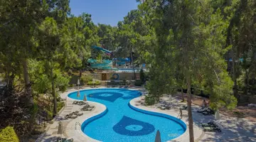 Utopia World Hotel