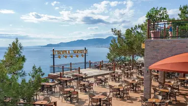 Utopia World Hotel