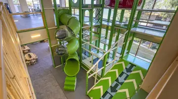 Utopia World Hotel
