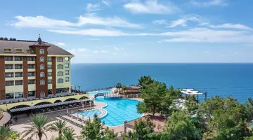 Utopia World Hotel